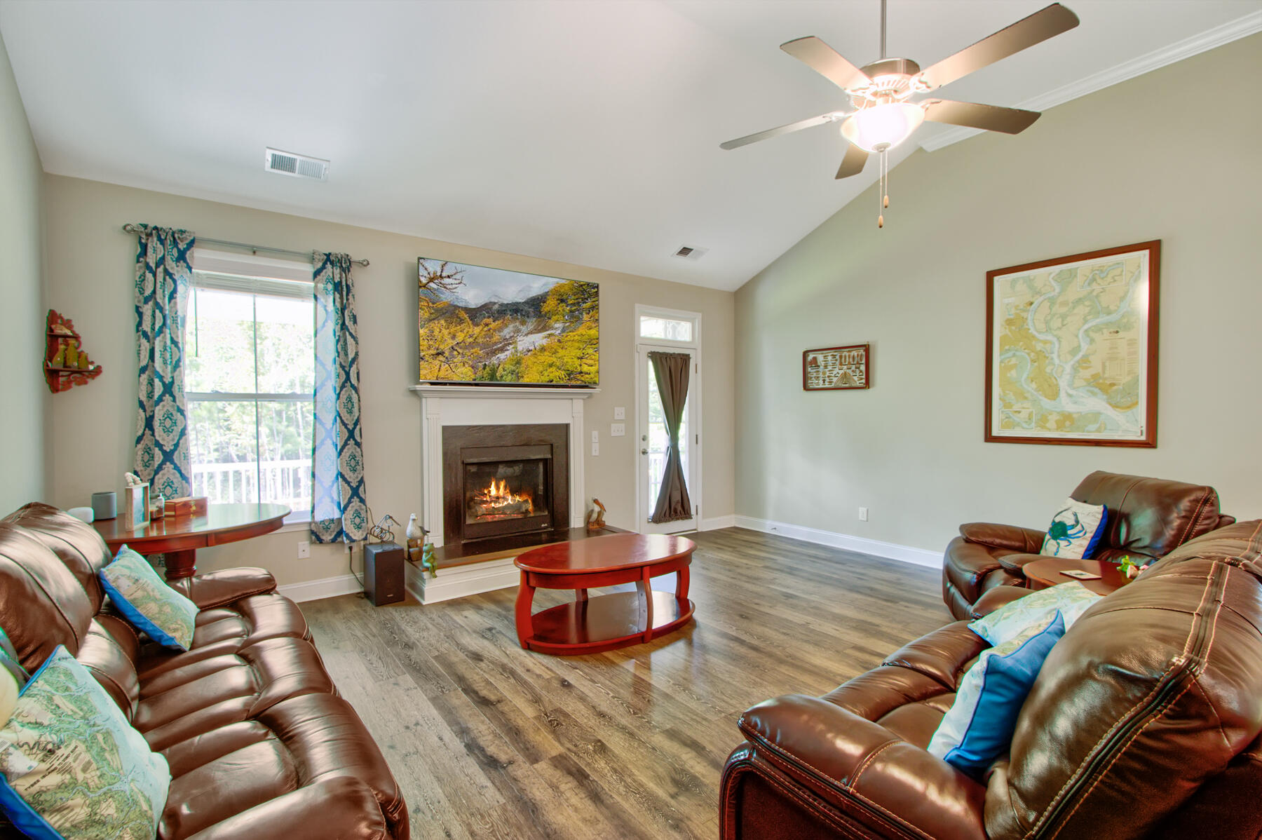597 Pendleton Drive Moncks Corner, SC 29461 - Photo 4 of 51 597 Pendleton Dr Moncks Corner SC (16)