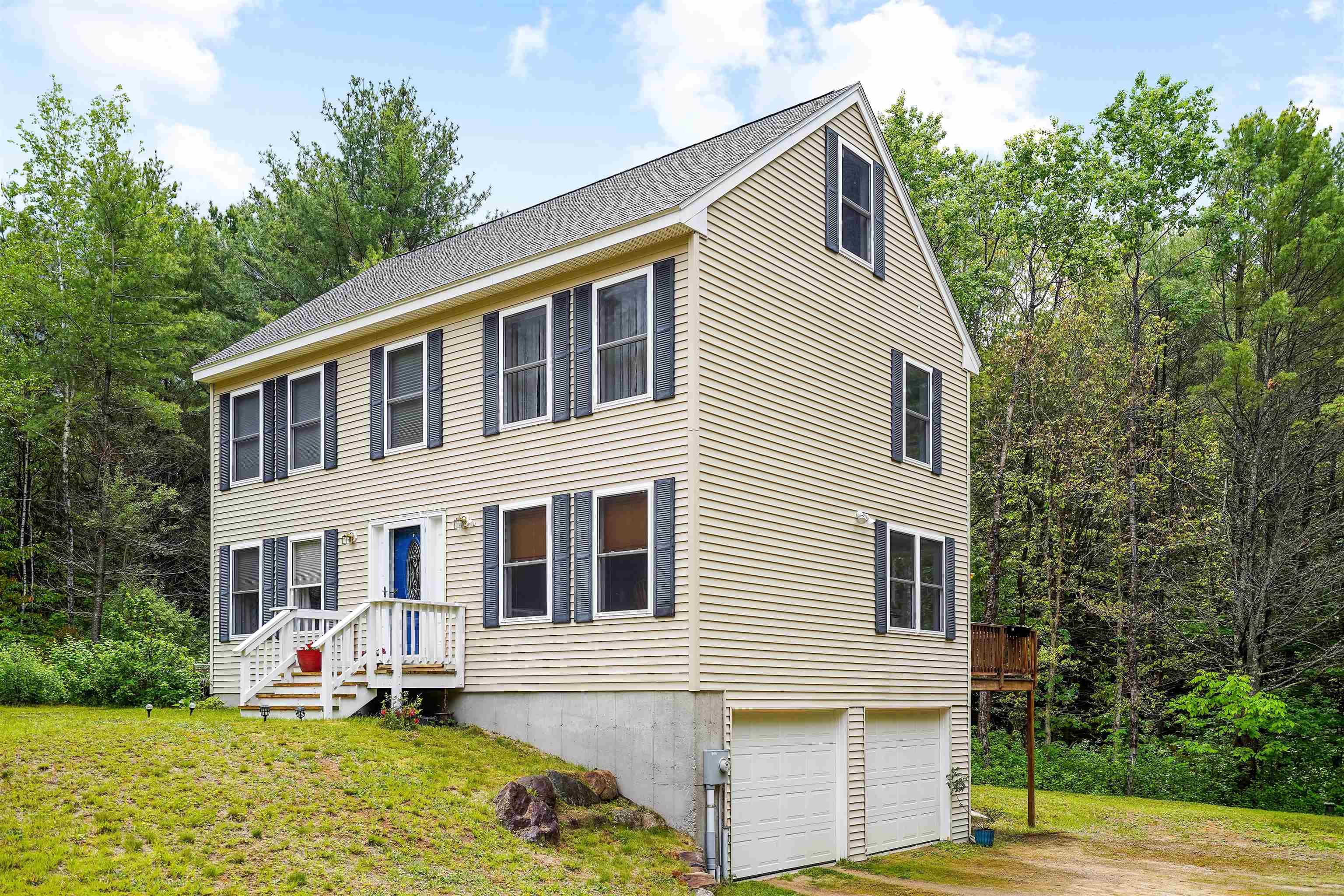 19 Birdrunner Road New Hampton, NH 03256 - Photo 2 of 36 Gallery Image 2