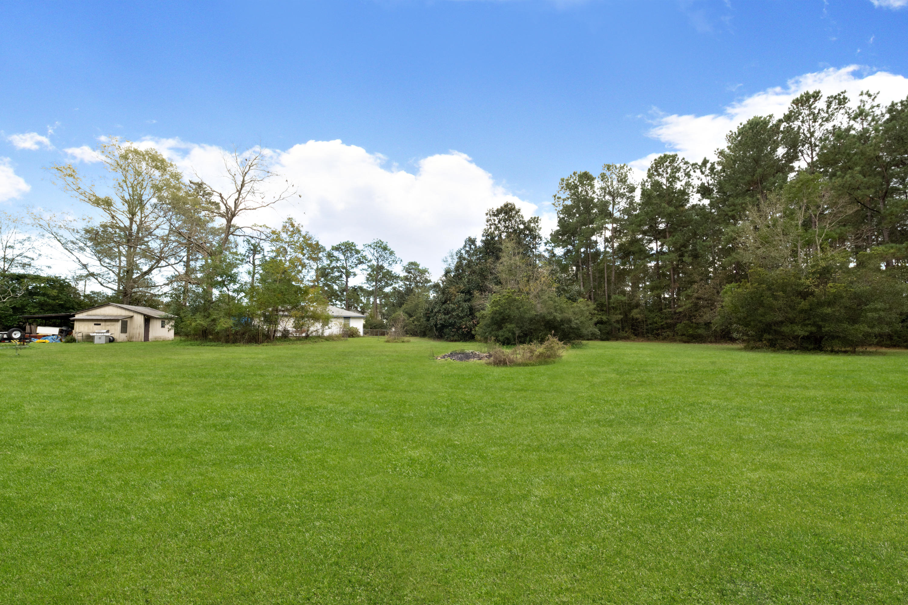 829 Royle Road Ladson, SC 29456 - Photo 22 of 29 829 Royle Rd_High Res-8