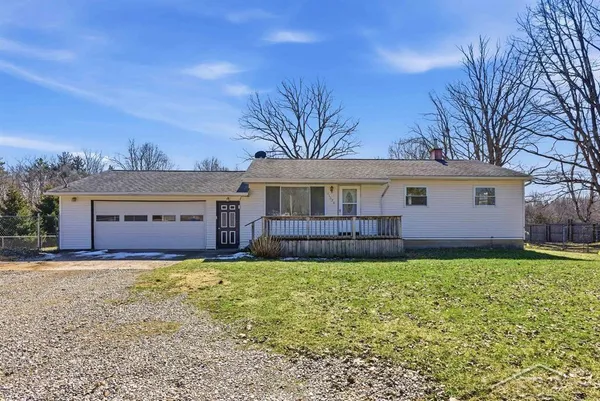 $250,000 | 11074 East Mt Morris Road, Davison, MI 48423