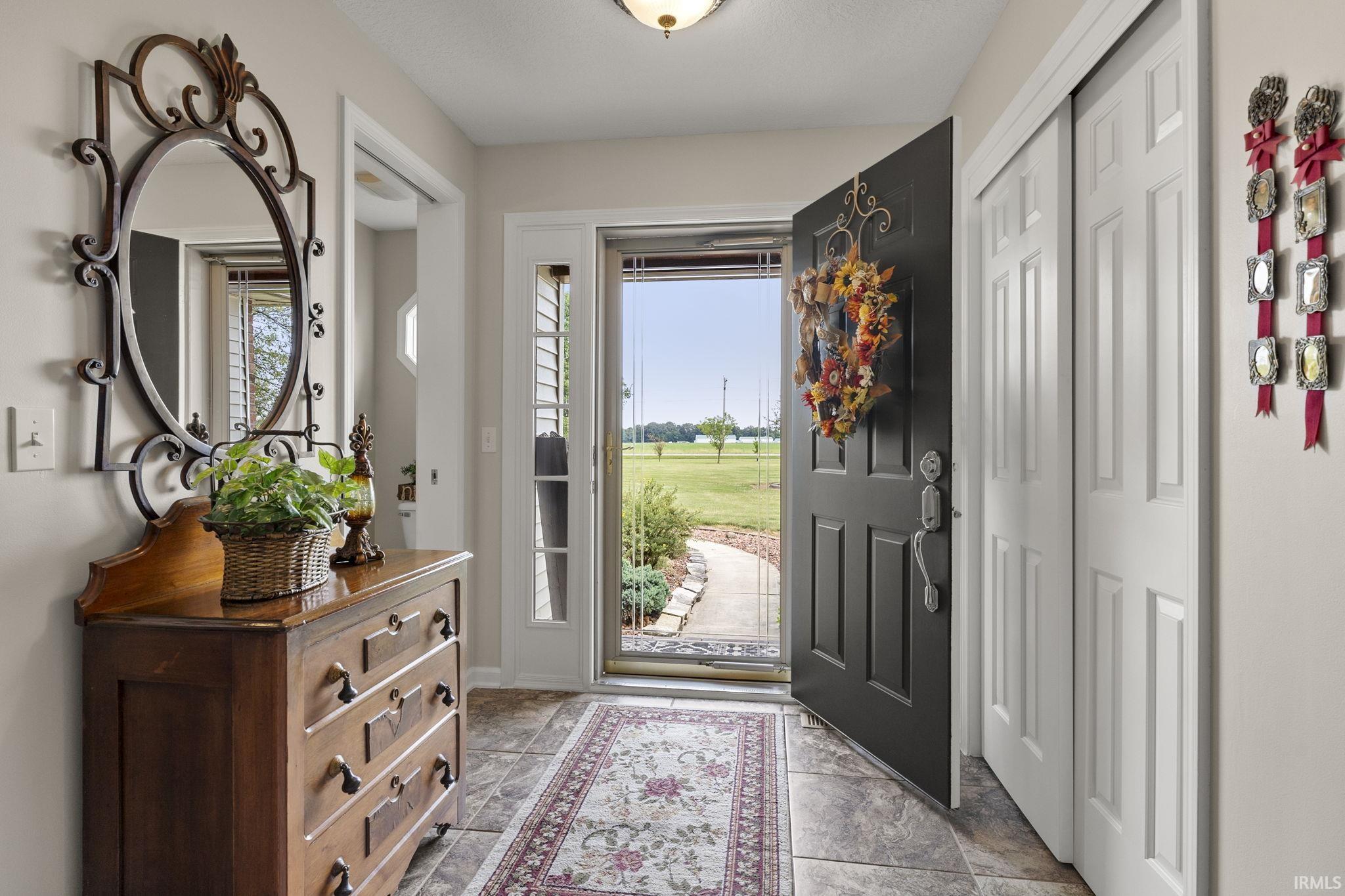 14207 Yoder Road Roanoke, IN 46783 - Photo 6 of 36