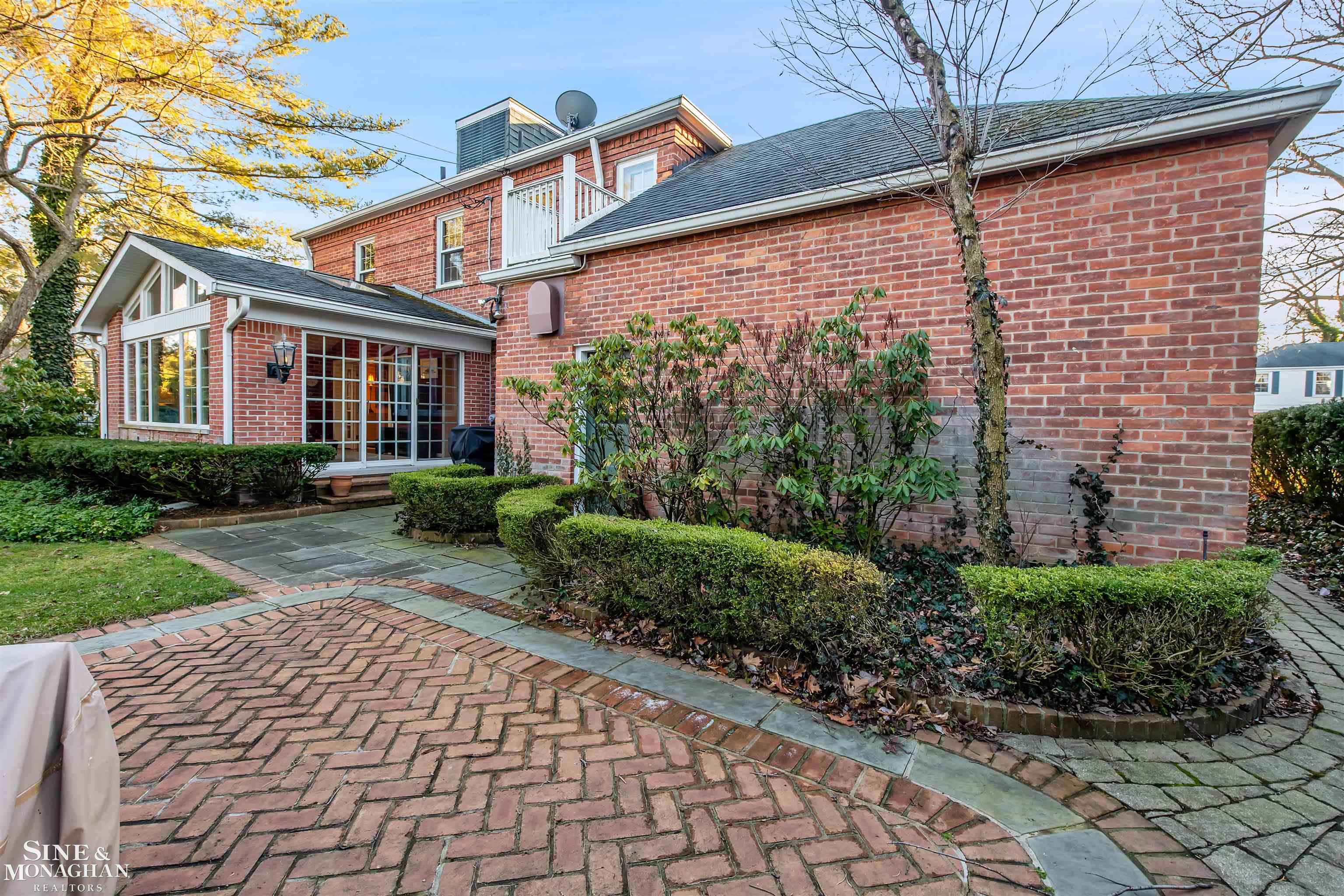 36 Beacon Hill Road Grosse Pointe Farms, MI 48236 - Photo 36 of 49