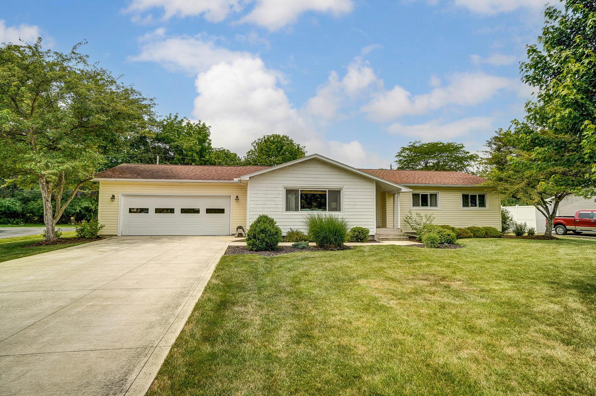 925 Brookpark Road Marion, OH 43302 - Photo 4 of 46 004