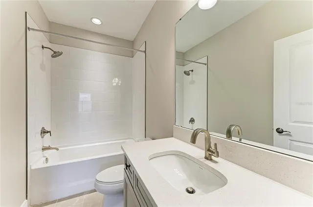 $839,990 | 10904 Spring Sapling Circle, Palmetto, FL 34221