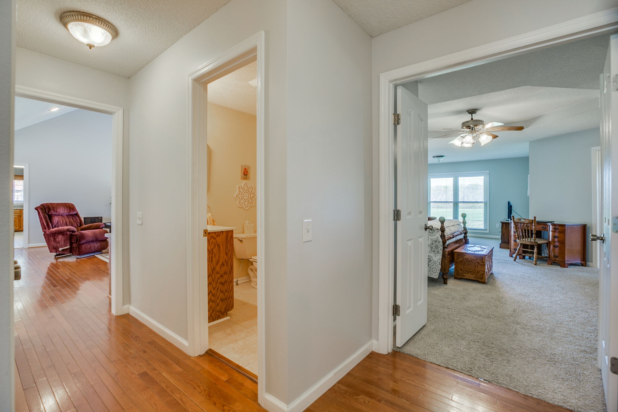 3428 Midland Road Bell Buckle, TN 37020 - Photo 22 of 41 a view of a livingroom and dining room