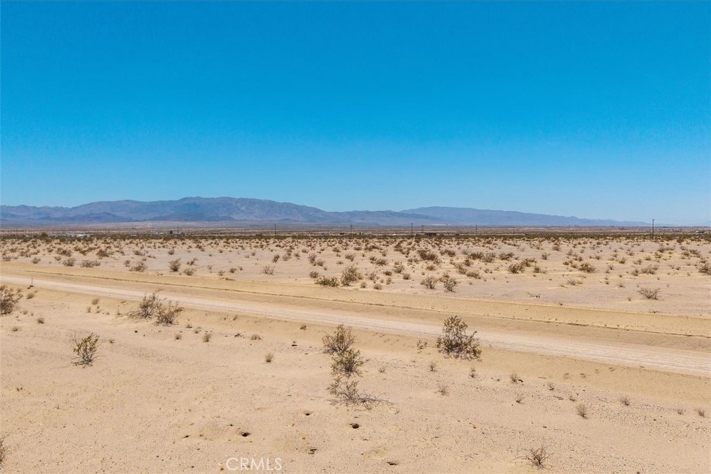 4461 Meriwether Road Twentynine Palms, CA 92277 - Photo 17 of 37