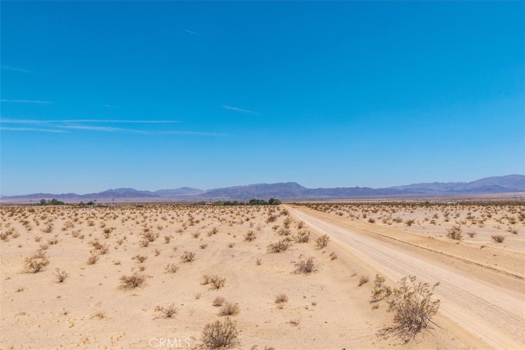 4461 Meriwether Road Twentynine Palms, CA 92277 - Photo 29 of 37