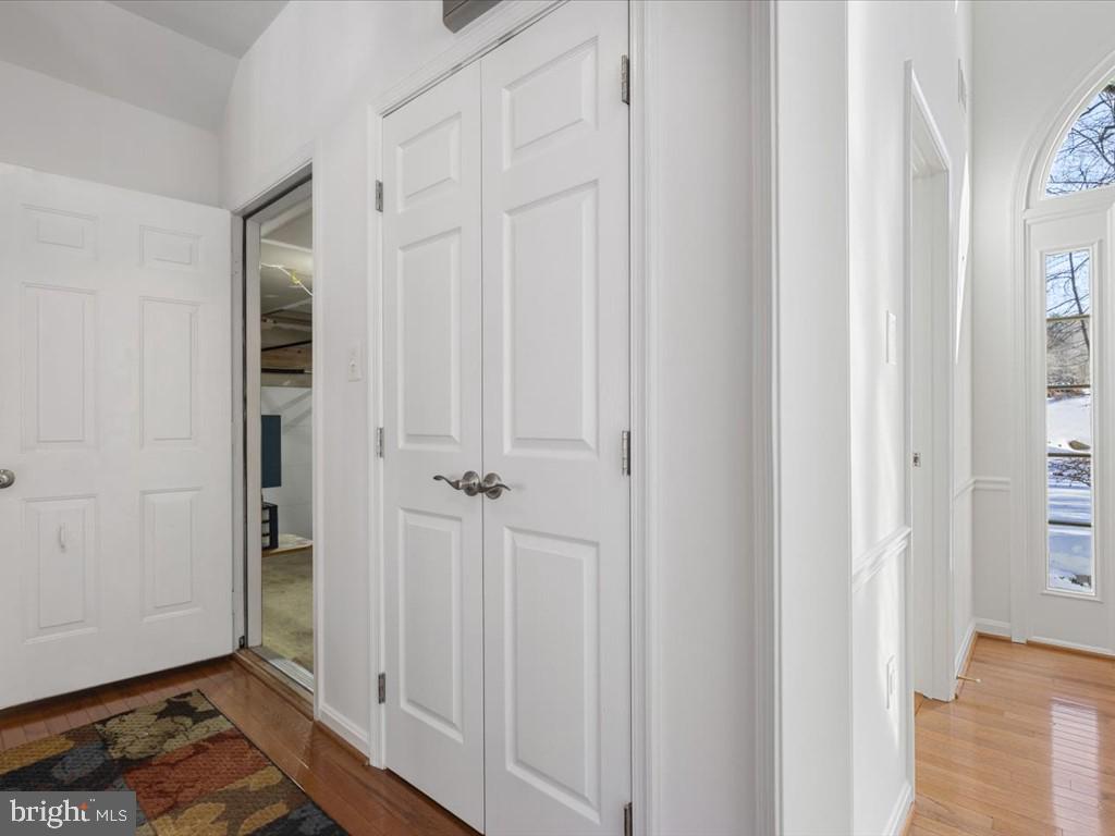 11920 Coloriver Road Manassas, VA 20112 - Photo 23 of 58 Entry from Garage and pantry