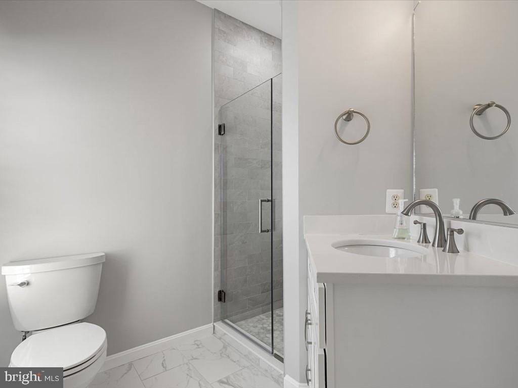 11920 Coloriver Road Manassas, VA 20112 - Photo 40 of 58 Bedroom 4 bath