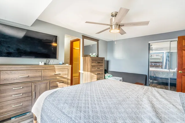 $199,000 | 4553 West 56th Street, Unit 204, Chicago, IL 60629