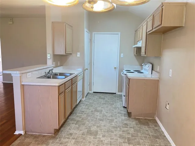 $1,860 | 1612 Audrey Drive, Royse City, TX 75189