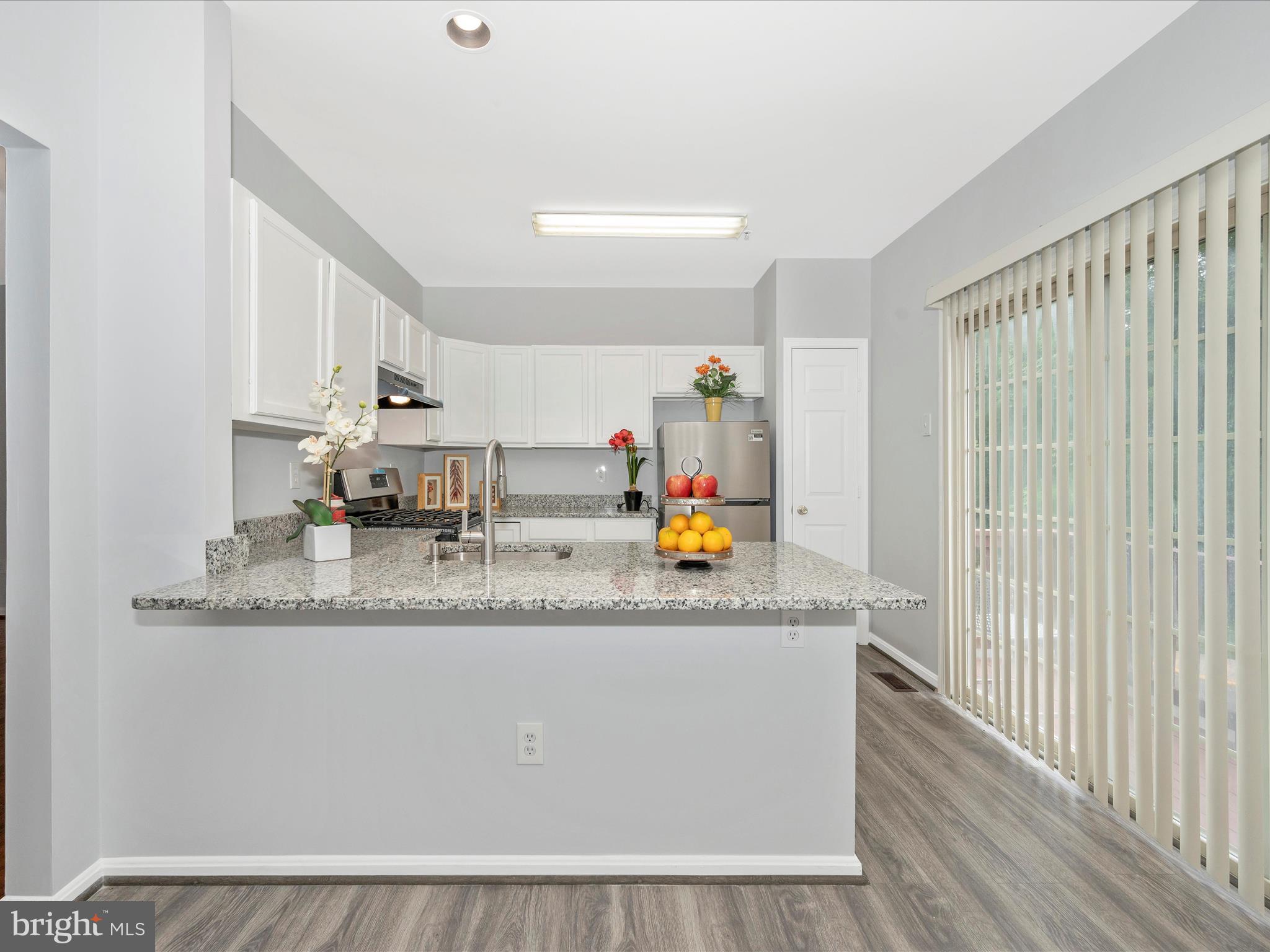 12155 Amber Ridge Circle Germantown, MD 20876 - Photo 16 of 68 Kitchen