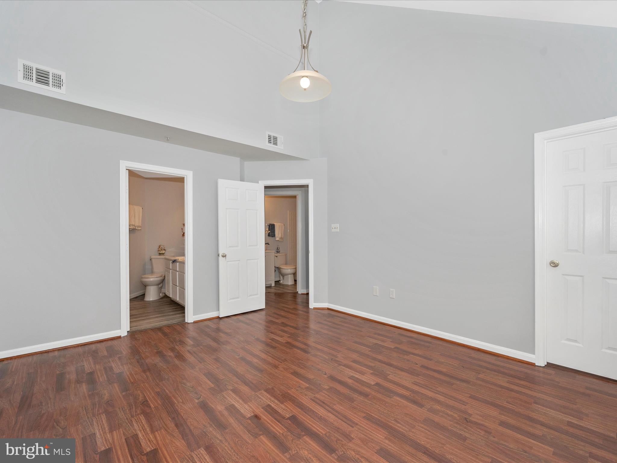 12155 Amber Ridge Circle Germantown, MD 20876 - Photo 24 of 68 Primary Bedroom