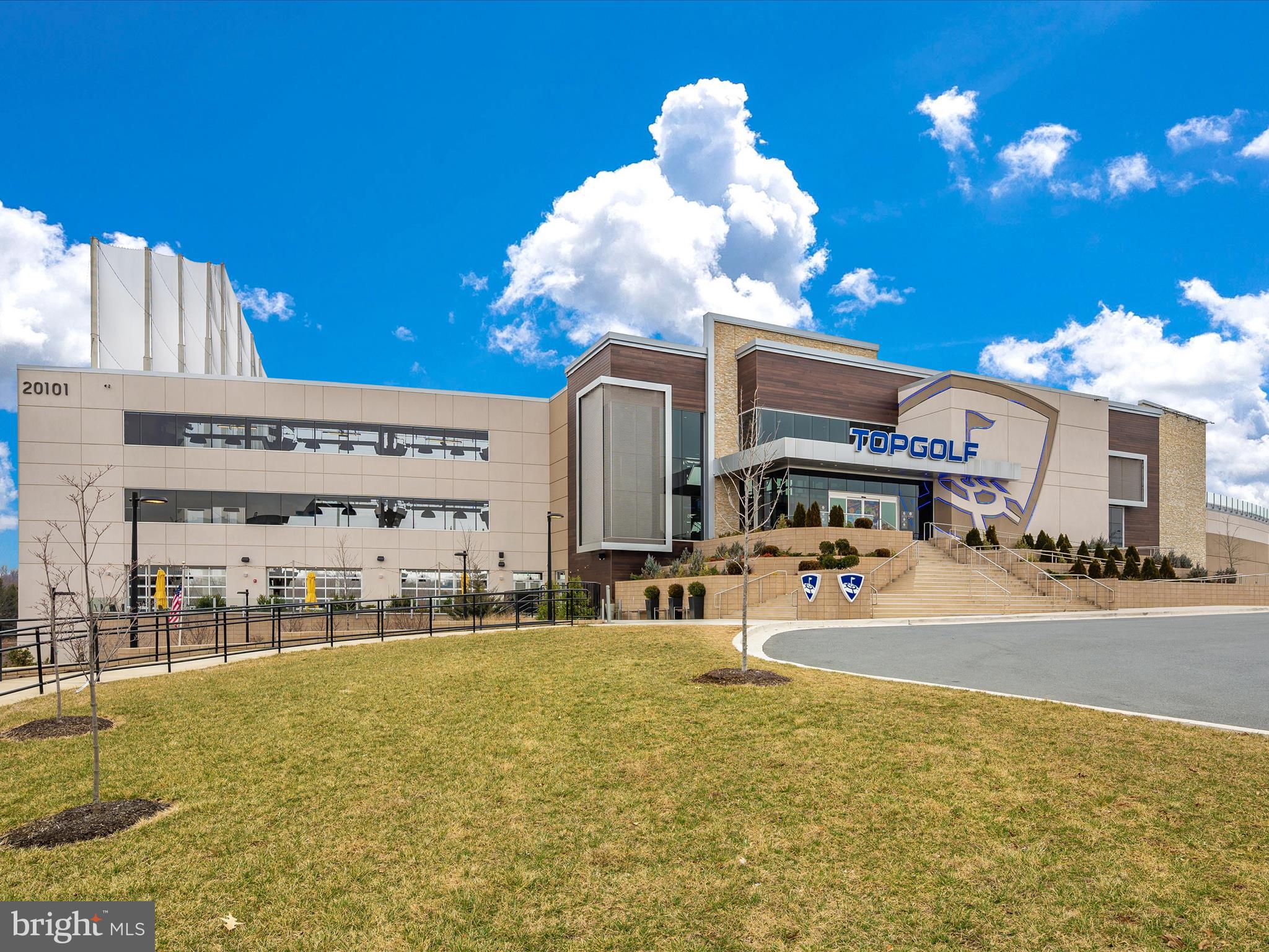 12155 Amber Ridge Circle Germantown, MD 20876 - Photo 57 of 68 Top Golf