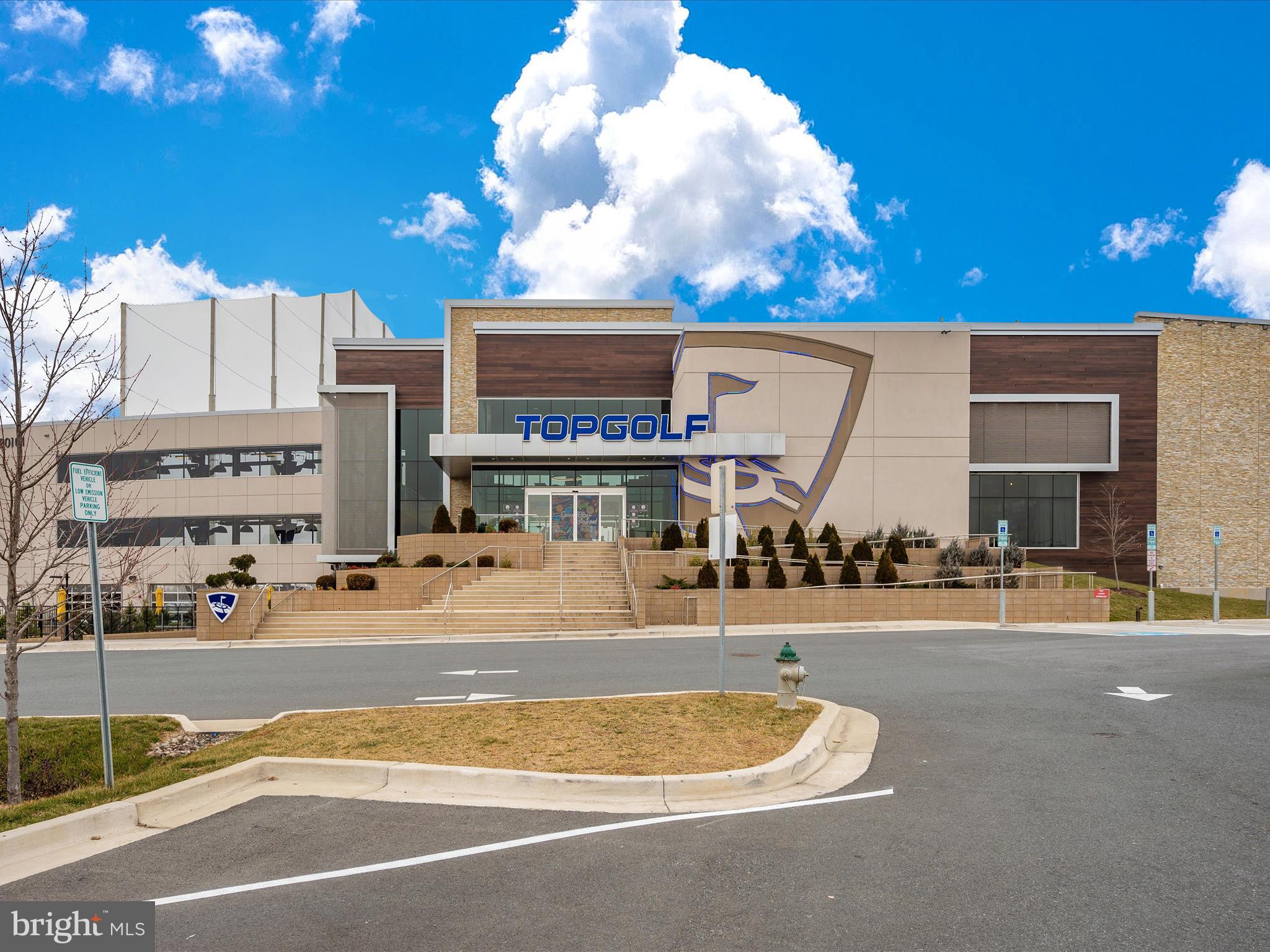 12155 Amber Ridge Circle Germantown, MD 20876 - Photo 58 of 68 Top Golf