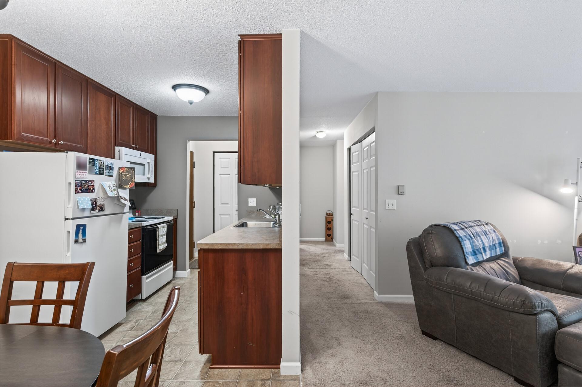 181 Little Canada Road East, Unit 334 Little Canada, MN 55117 - Photo 13 of 36
