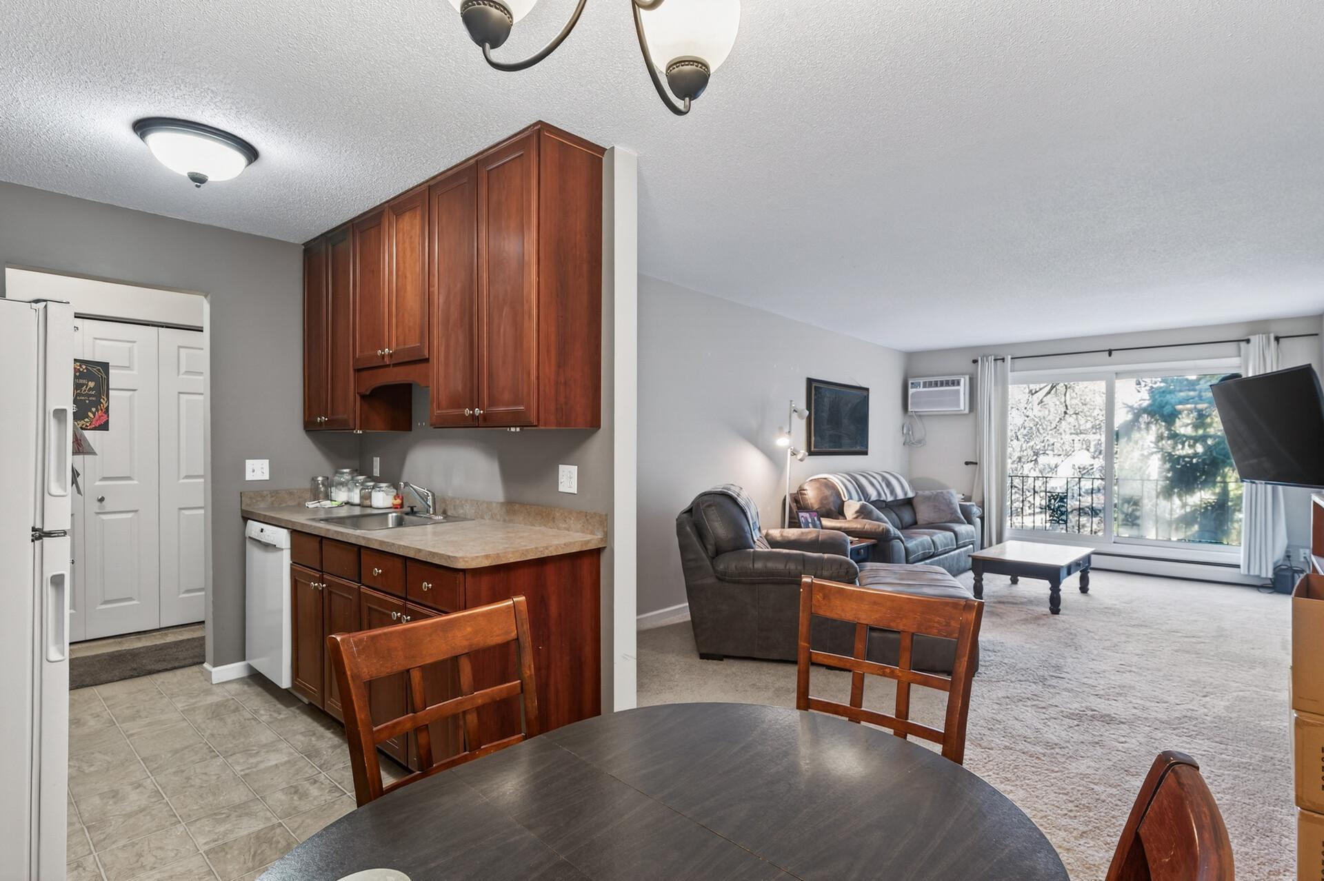 181 Little Canada Road East, Unit 334 Little Canada, MN 55117 - Photo 14 of 36