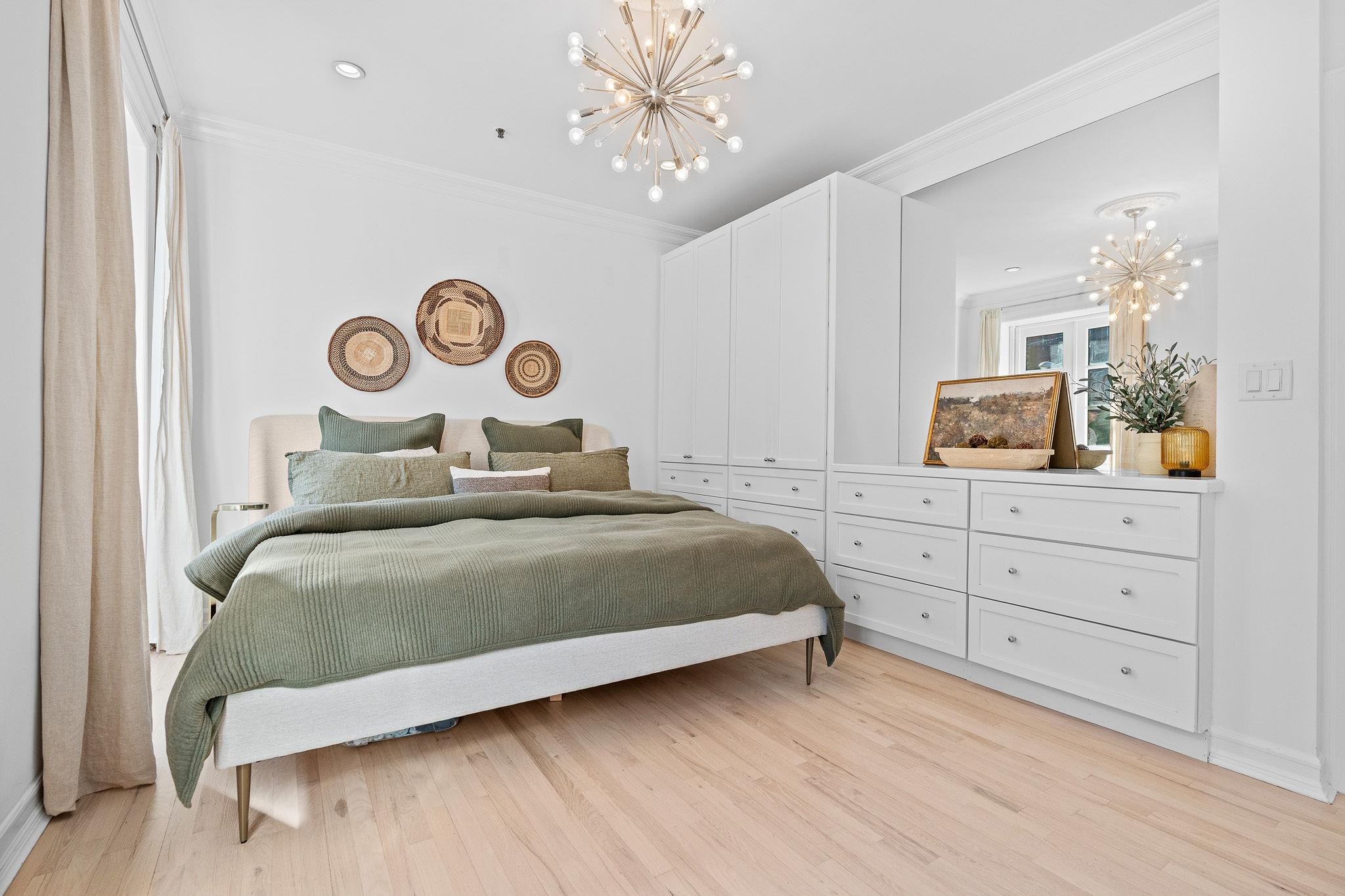 600 Hudson Street, Unit 2B Hoboken, NJ 07030 - Photo 12 of 20 a bedroom with a bed and a dresser
