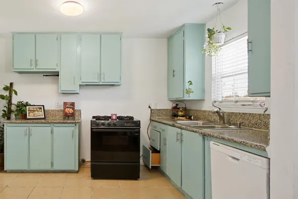 $410,000 | 2248 Marconi Avenue, Sacramento, CA 95821