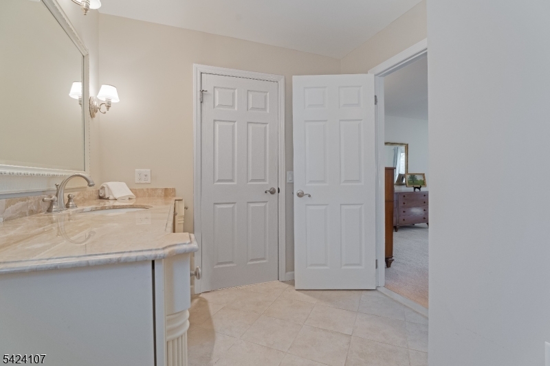 140 Flintlock Road Morris Plains, NJ 07950 - Photo 21 of 28