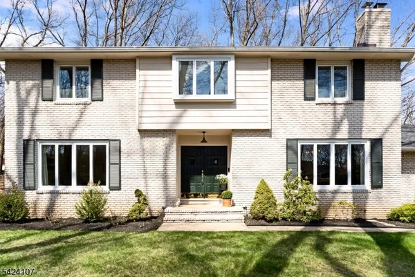 $950,000 | 140 Flintlock Road, Morris Plains, NJ 07950