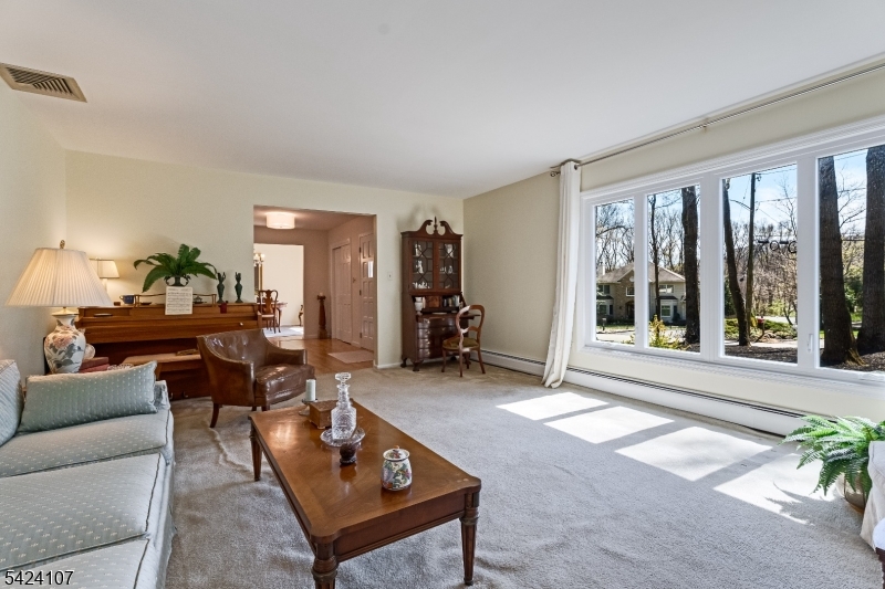 140 Flintlock Road Morris Plains, NJ 07950 - Photo 7 of 28