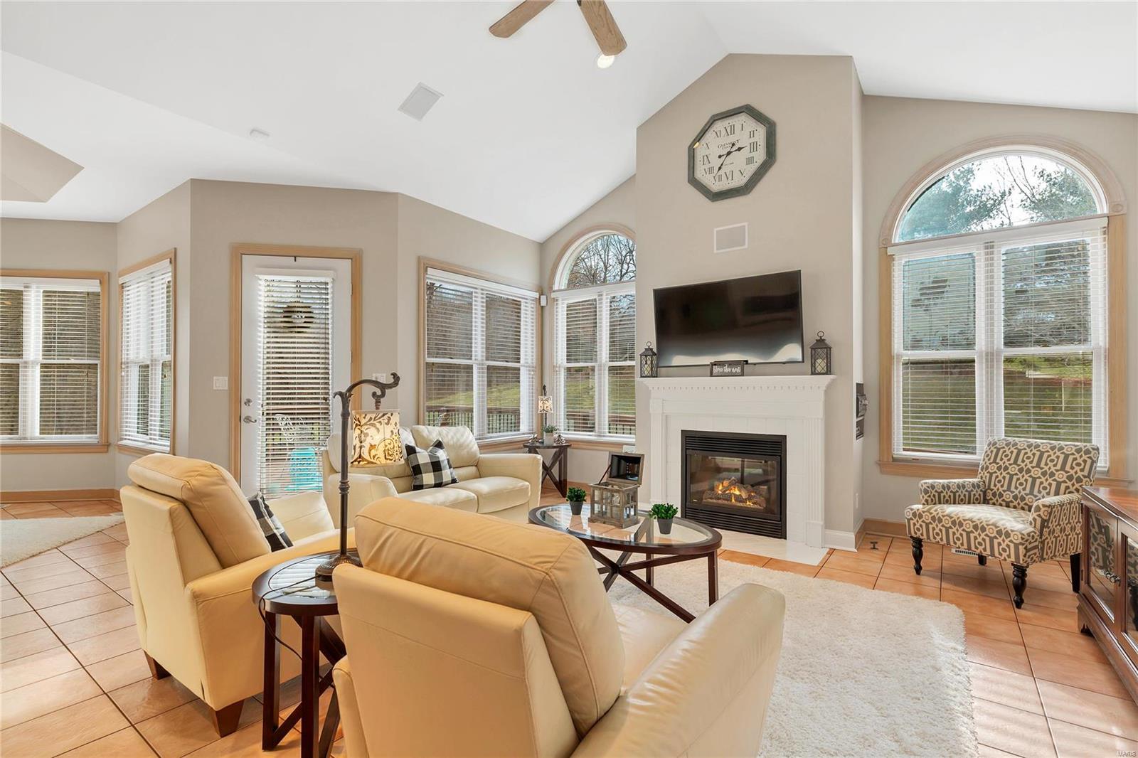 201 Fick Farm Road Chesterfield, MO 63005 - Photo 18 of 84 Gallery Image 18