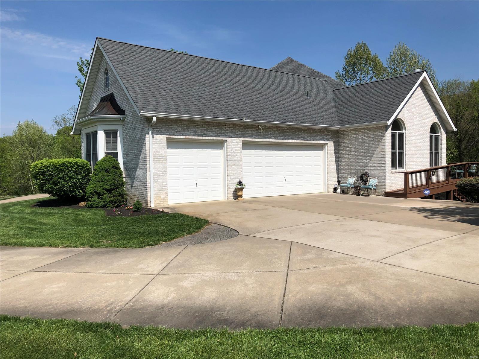 201 Fick Farm Road Chesterfield, MO 63005 - Photo 7 of 84 Gallery Image 7