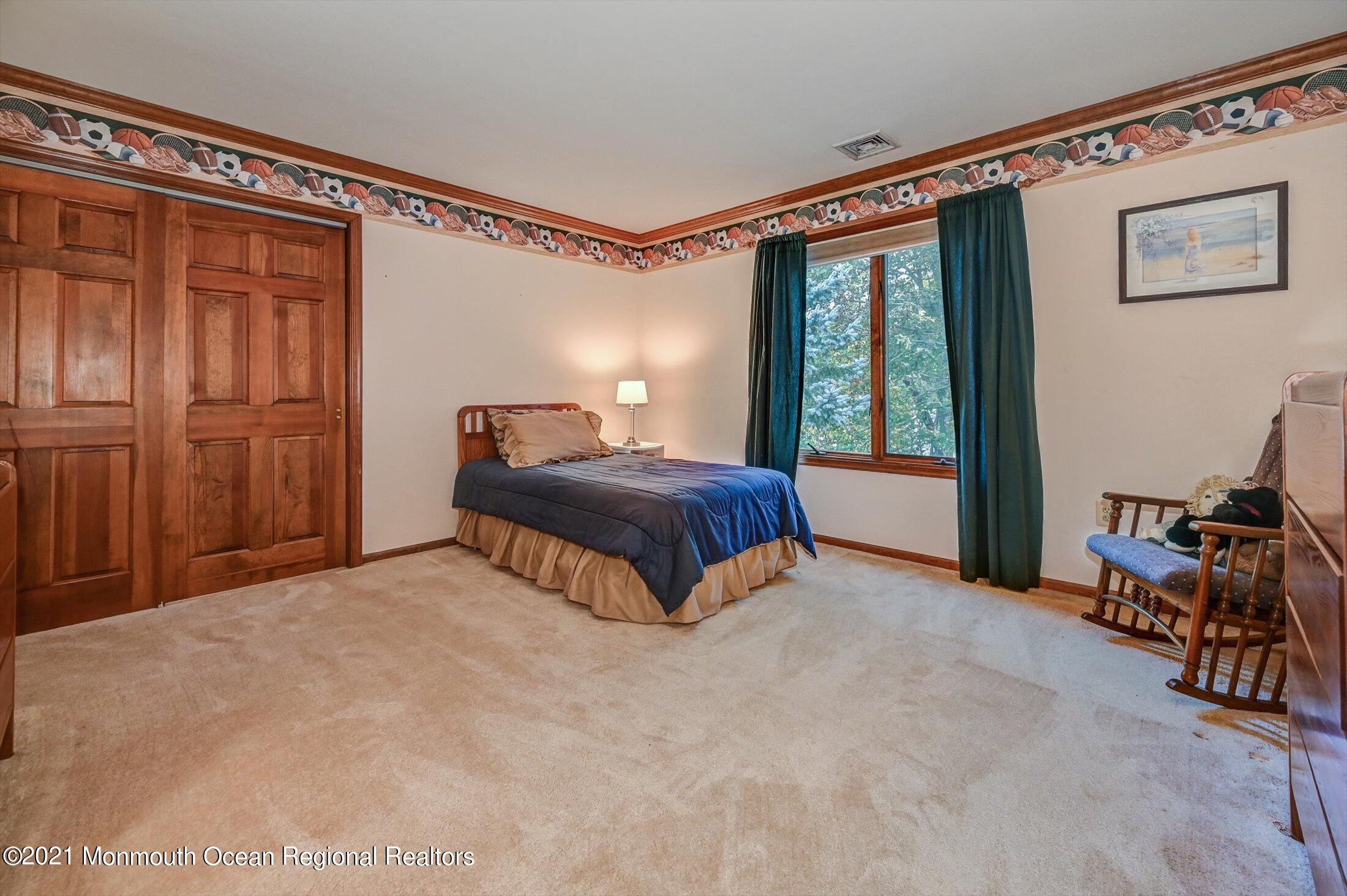 10 Crowfield Lane Holmdel, NJ 07733 - Photo 25 of 52 Bedroom 2