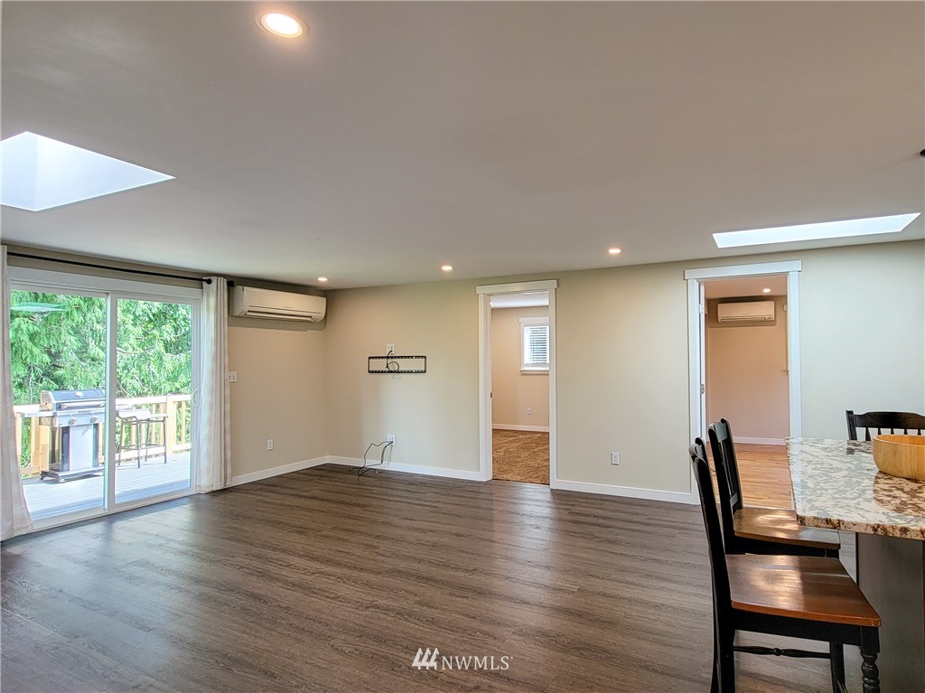 1002 Dayton Street Edmonds, WA 98020 - Photo 19 of 27 Gallery Image 19