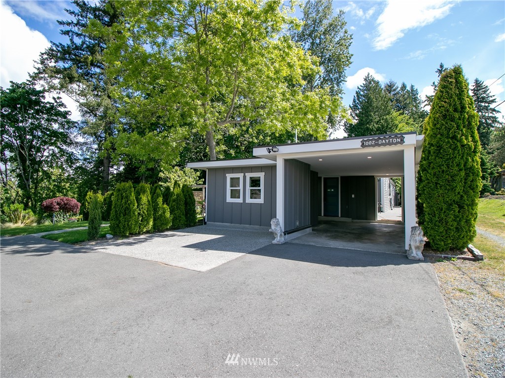 1002 Dayton Street Edmonds, WA 98020 - Photo 3 of 27 Gallery Image 3