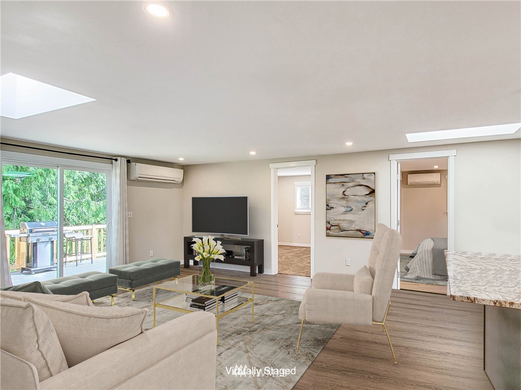 1002 Dayton Street Edmonds, WA 98020 - Photo 6 of 27 Gallery Image 6