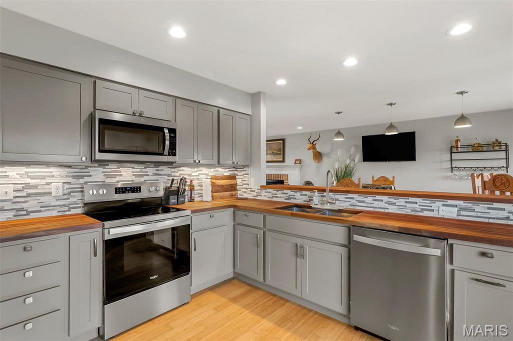 5051 Lancelot Lane High Ridge, MO 63049 - Photo 13 of 40