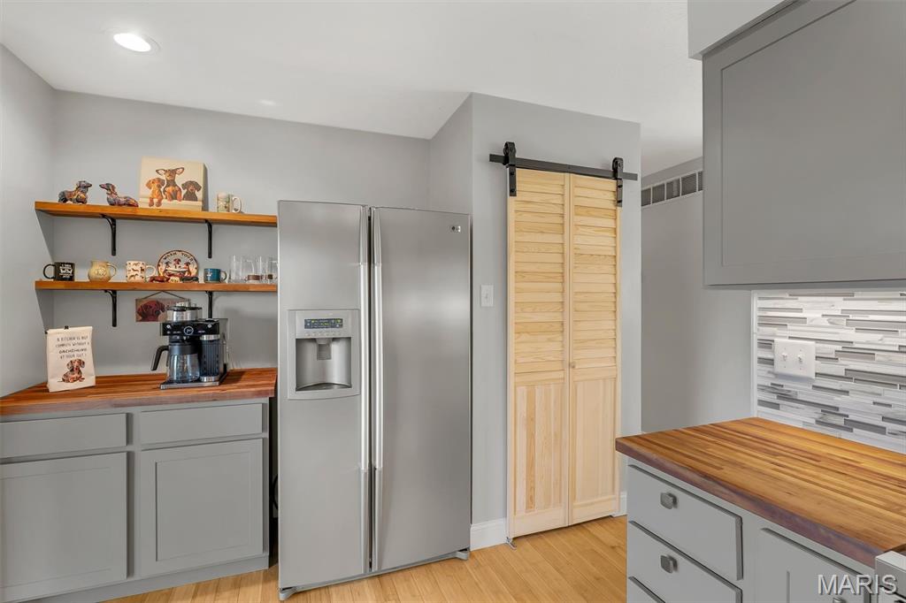 5051 Lancelot Lane High Ridge, MO 63049 - Photo 16 of 40