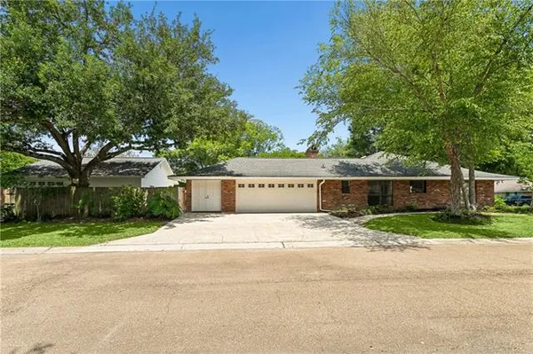 $395,000 | 606 Rue Chalet, Hammond, LA 70403