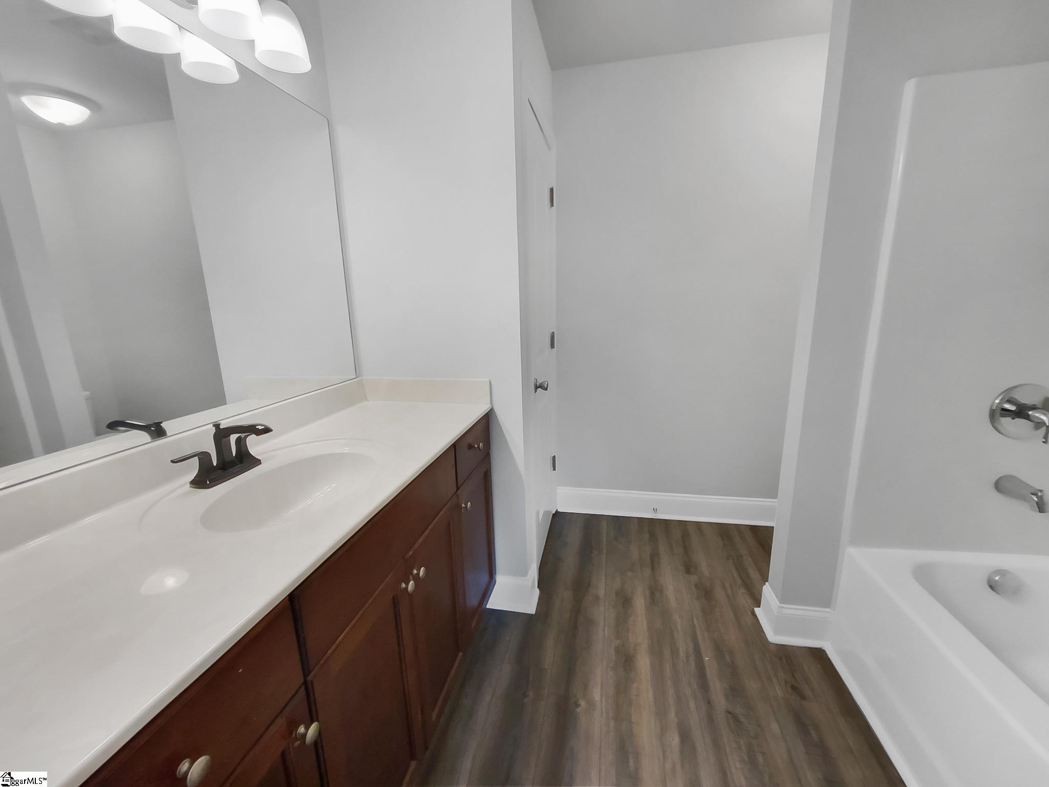 2407 East Lee Road Taylors, SC 29687 - Photo 14 of 28