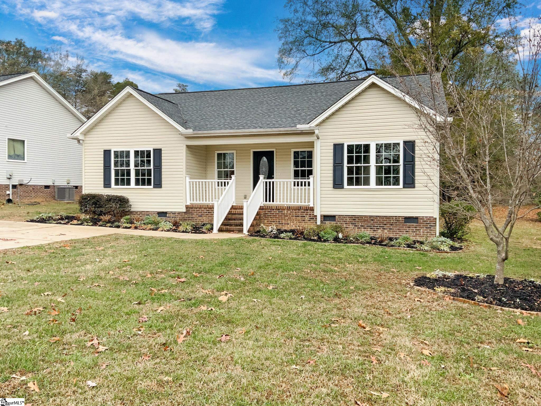 2407 East Lee Road Taylors, SC 29687 - Photo 15 of 28