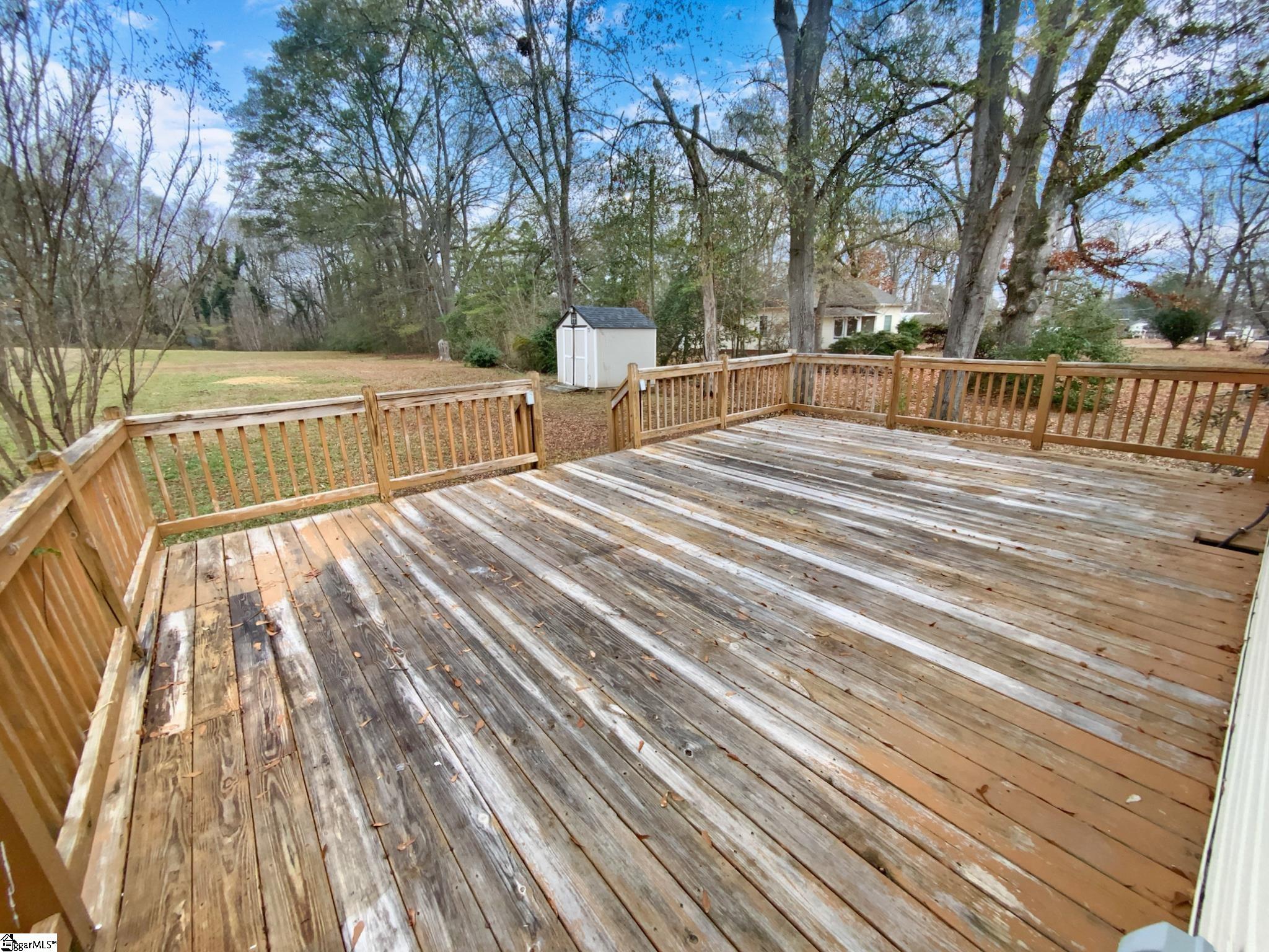 2407 East Lee Road Taylors, SC 29687 - Photo 16 of 28