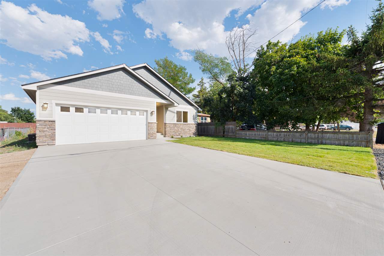 502 Ella Road Spokane Valley, WA 99212 - Photo 3 of 20 Gallery Image 3