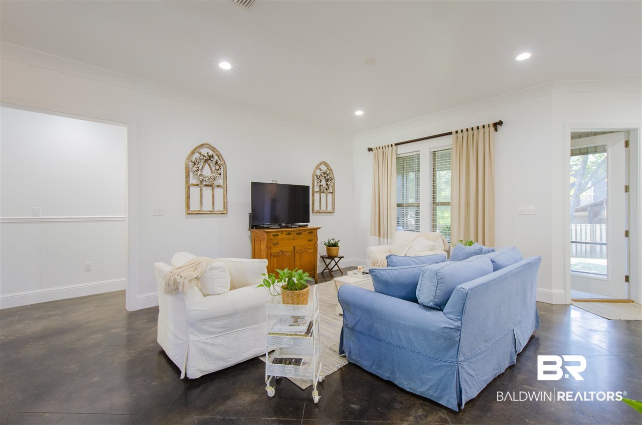 21460 Roundhouse Road Fairhope, AL 36532 - Photo 8 of 30