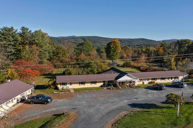 $863,000 | 1675 Highway 5, Fairlee, VT 05045