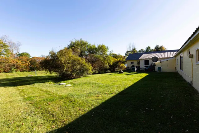 $863,000 | 1675 Highway 5, Fairlee, VT 05045