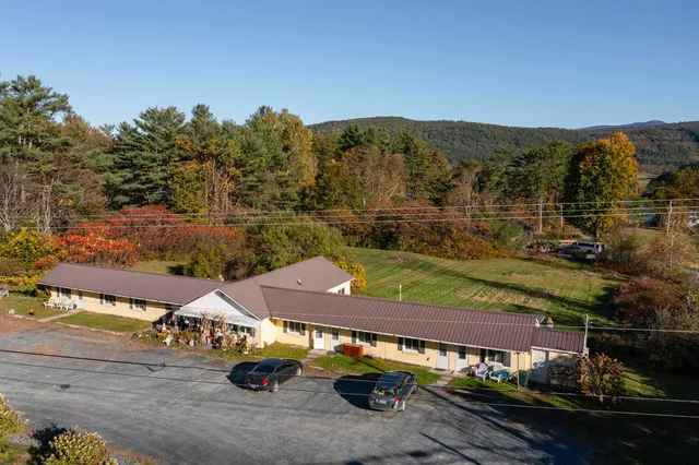 $863,000 | 1675 Highway 5, Fairlee, VT 05045