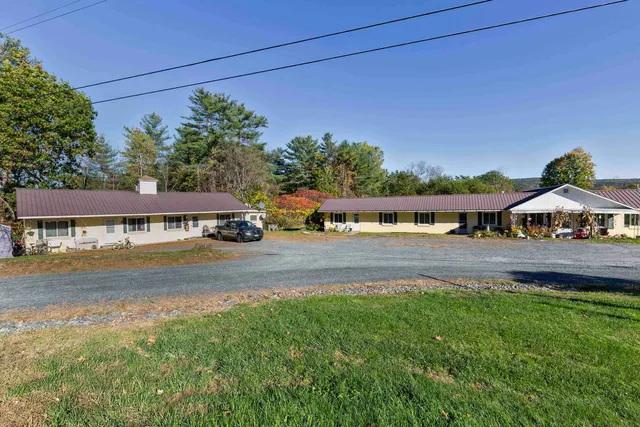 $863,000 | 1675 Highway 5, Fairlee, VT 05045