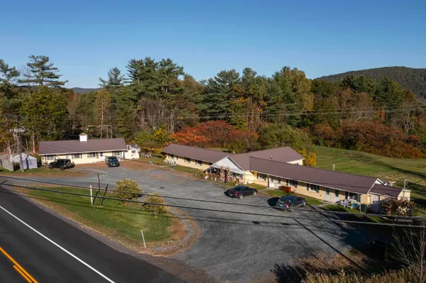 $863,000 | 1675 Highway 5, Fairlee, VT 05045