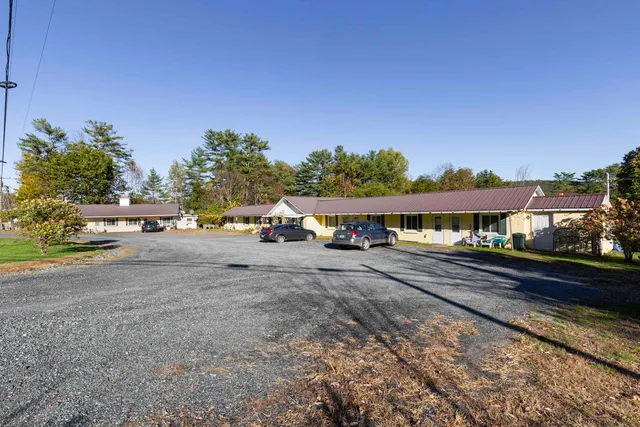 $863,000 | 1675 Highway 5, Fairlee, VT 05045