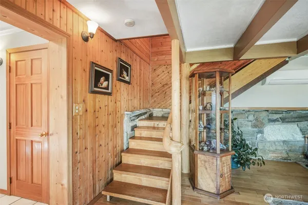 $995,000 | 289 Long And Winding Road, Randle, WA 98377