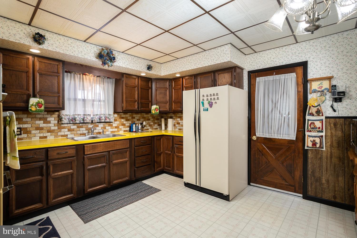12 Burke Street Riverside, NJ 08075 - Photo 8 of 25