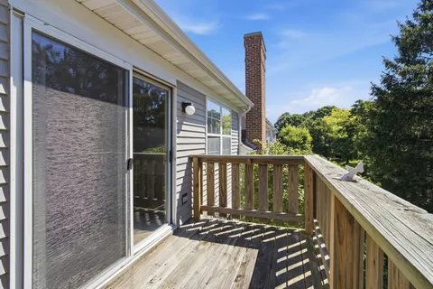 $365,000 | 1911 North Silver Lake Road, Arlington Heights, IL 60004
