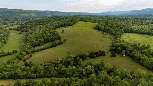 $4,080,000 | 34 Mule Lane, Pikeville, TN 37367